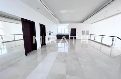 Villa - 5 Bedrooms - 5 Bathrooms for rent in Jumeirah 3 Villas - Jumeirah 3 - Jumeirah - Dubai
