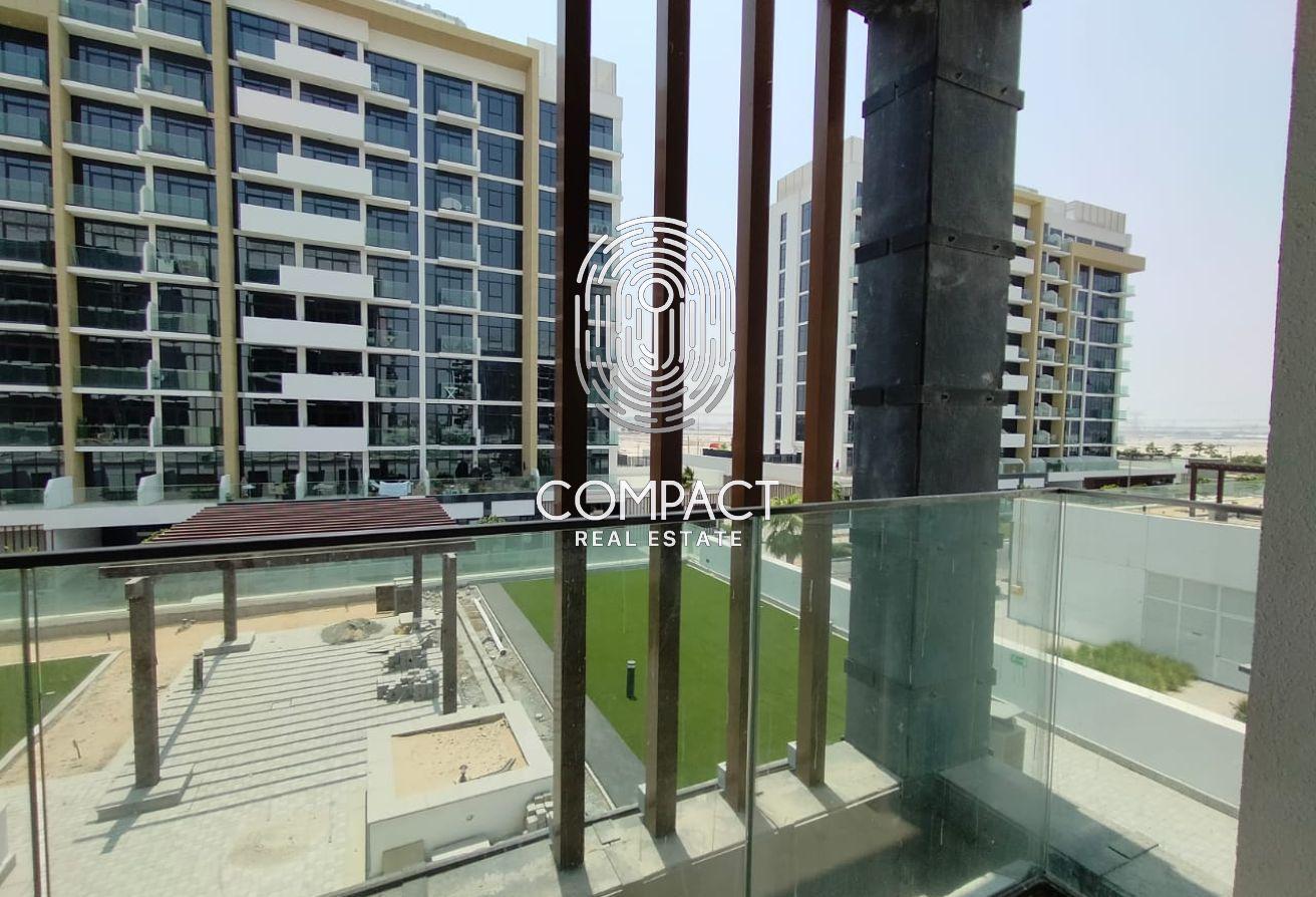 Bright Unit| Spacious | Prime Location photo 8