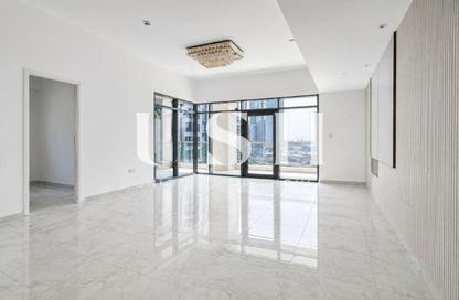 Apartment - 2 - 4 for rent in Executive Tower F - Executive Towers - Business Bay - Dubai