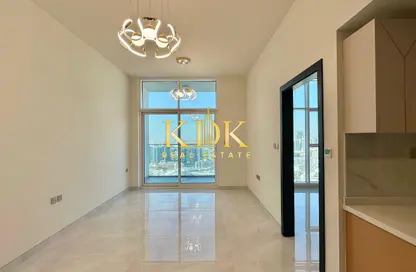 شقة - غرفة نوم - 1 حمام للايجار في سكايز من دانوب - ارجان - دبي