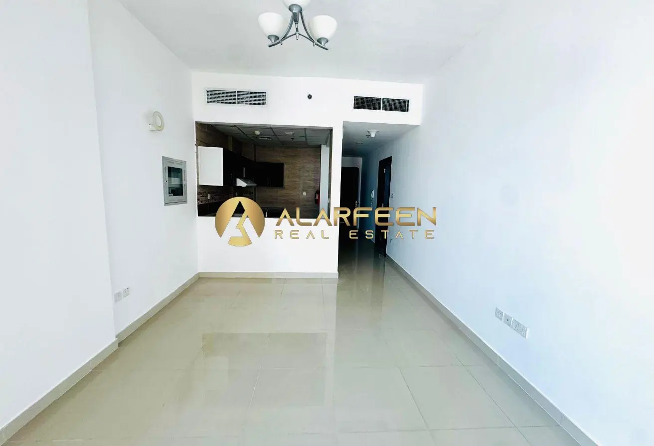 165502102 - Property Main Image