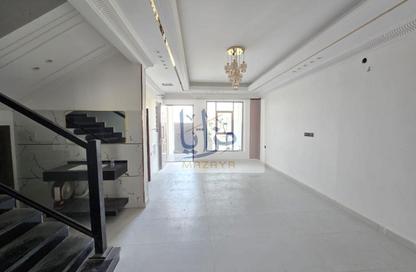 Villa - 5 Bedrooms - 7 Bathrooms for sale in Al Yasmeen 1 - Al Yasmeen - Ajman