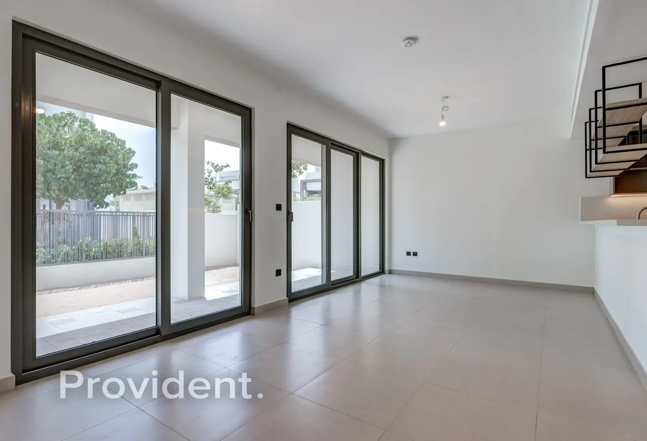 158221404 - Property Main Image
