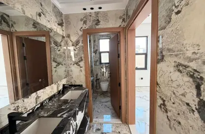 فيلا - 5 غرف نوم - 6 حمامات للبيع في الحليو 2 - الحليو - عجمان