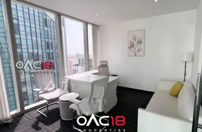 مكتب - 2 غرف نوم - 1 حمام للايجار في القمة - الخليج التجاري - دبي