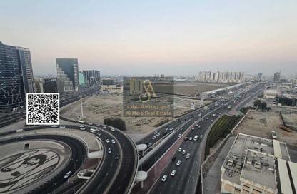 Apartment - 3 Bedrooms - 3 Bathrooms for sale in Conquer Tower - Sheikh Maktoum Bin Rashid Street - Ajman