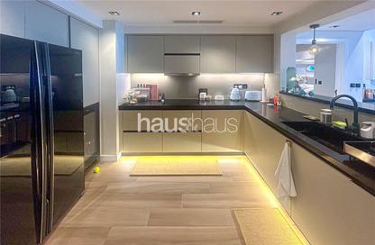 Apartment - 2 Bedrooms - 3 Bathrooms for sale in Marina Residences 3 - Marina Residences - Palm Jumeirah - Dubai