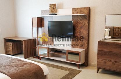 Apartment - 1 Bedroom - 2 Bathrooms for rent in Plaza Residences 2 - Plaza Residences - District 13 - Jumeirah Village Circle - Dubai Apartment - 1 Bedroom - 2 Bathrooms for rent in Plaza Residences 2 - Plaza Residences - District 13 - Jumeirah Village Circle - Dubai