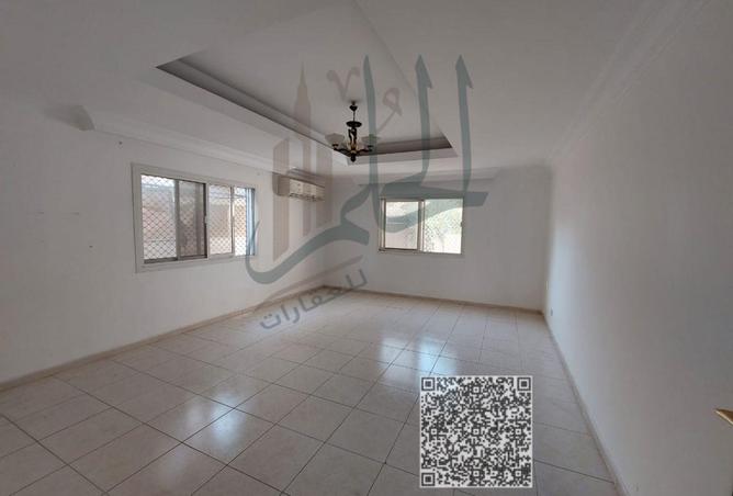 135648678 - Property Image 2