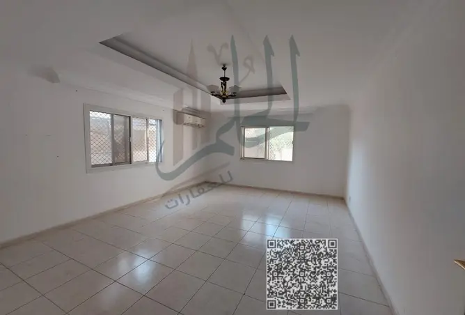 135648678 - Property Image 2