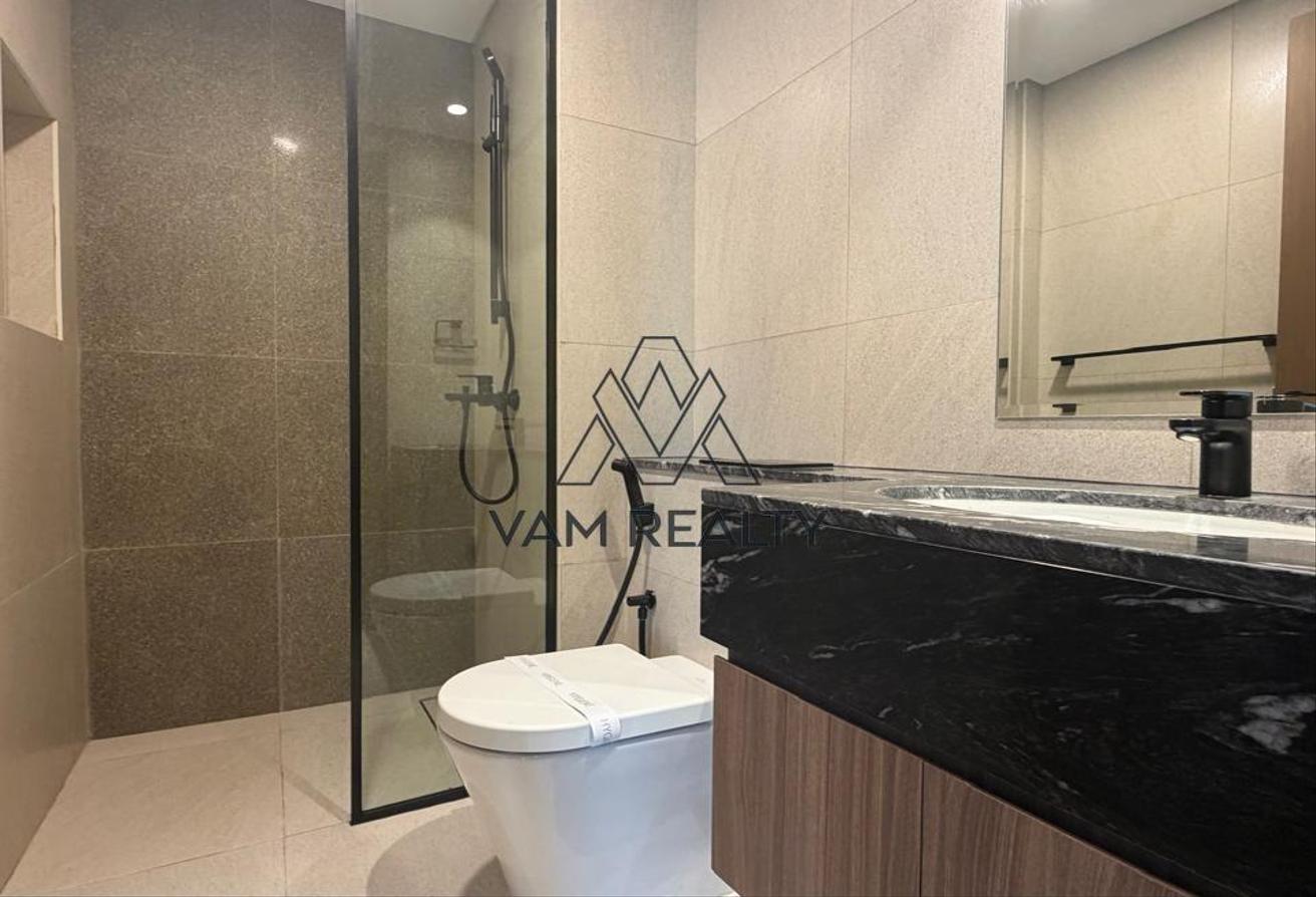 Brand New | Back-to-Back | First Tenant | Spacious photo 20