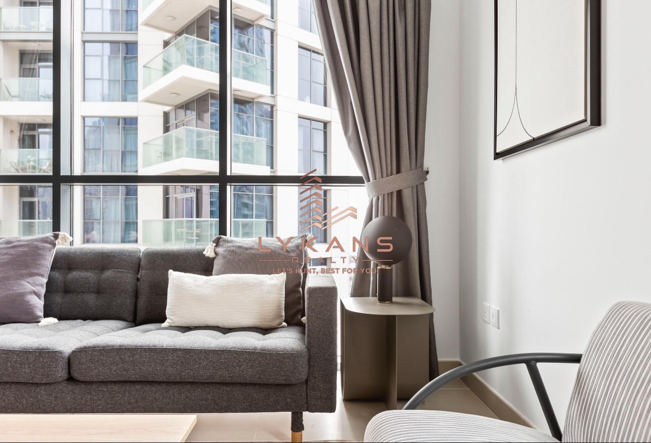 Modern Layout | Vacant | Canal View | Mid Floor photo 4