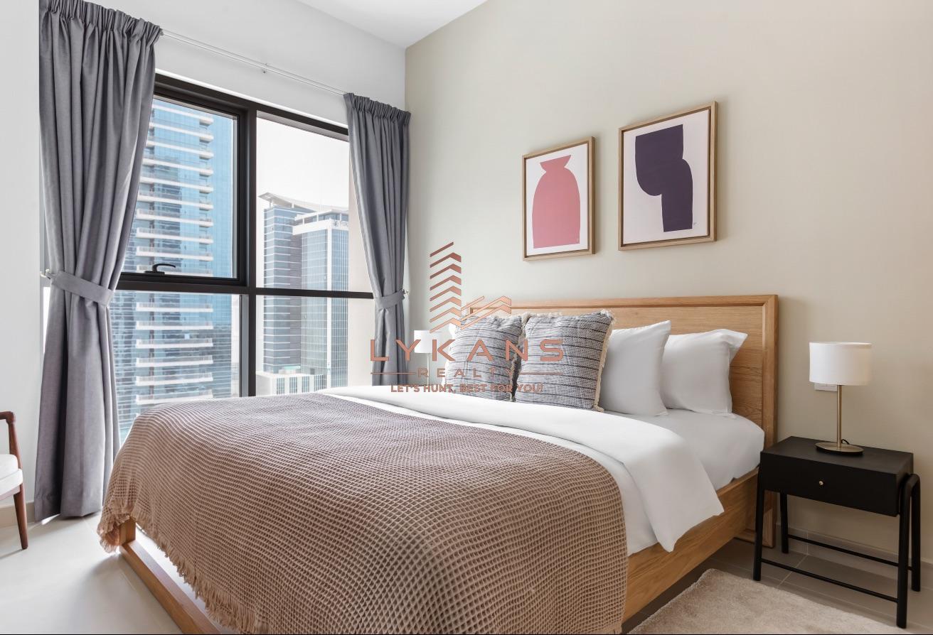 Modern Layout | Vacant | Canal View | Mid Floor photo 5