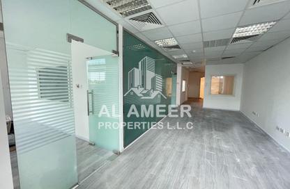 Office Space - Studio - 1 Bathroom for rent in Emaar Business Park Building 2 - Emaar Business Park - Sheikh Zayed Road - Dubai