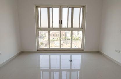 Apartment - 2 Bedrooms - 3 Bathrooms for rent in Spanish Tower - Dubai Sports City - Dubai