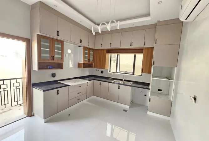 74633758 - Property Image 2