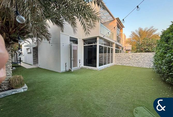 54384867 - Property Image 2