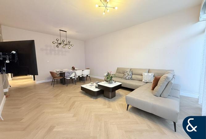 54384867 - Property Image 3