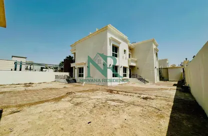 Villa - 4 Bedrooms - 5 Bathrooms for rent in Mohamed Bin Zayed City - Abu Dhabi