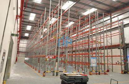 Warehouse - Studio - 1 Bathroom for rent in RAS - Umm Ramool - Dubai