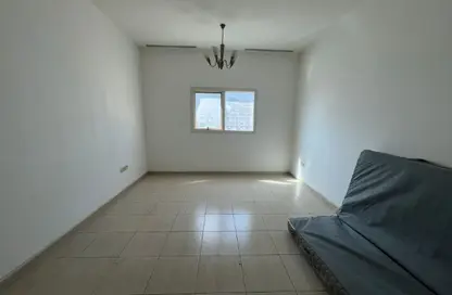 Apartment - 1 Bedroom - 2 Bathrooms for rent in Manazil Tower 2 - Al Taawun Street - Al Taawun - Sharjah