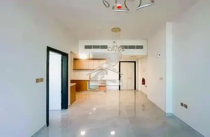 شقة - غرفة نوم - 1 حمام للايجار في سكايز من دانوب - ارجان - دبي