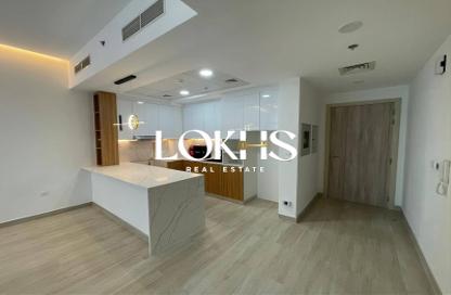 Apartment - 1 Bedroom - 2 Bathrooms for rent in The East Crest by Meteora - District 17 - Jumeirah Village Circle - Dubai