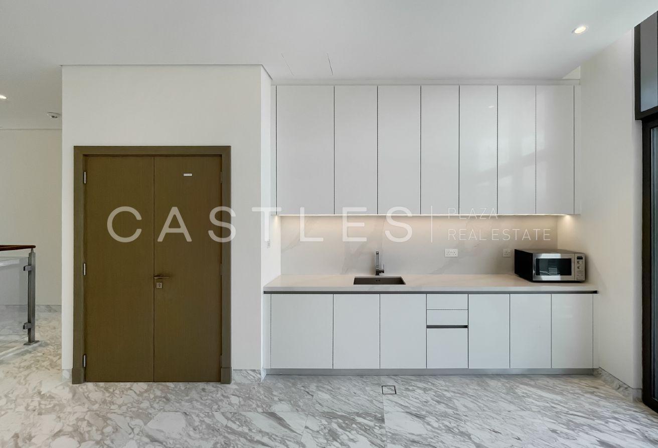 Brand New | Contemporary Style | Elegant 5BR Villa photo 17