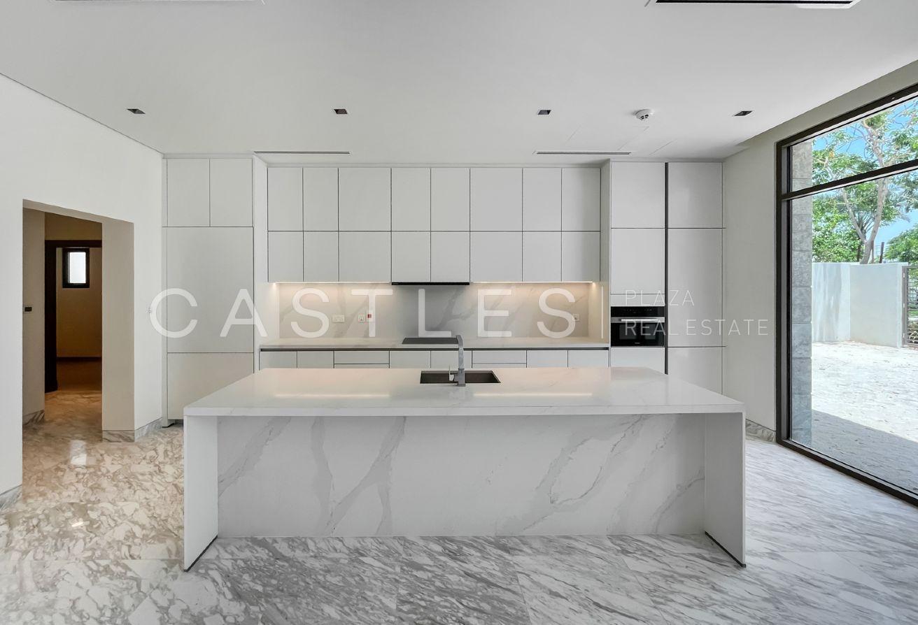 Brand New | Contemporary Style | Elegant 5BR Villa photo 6
