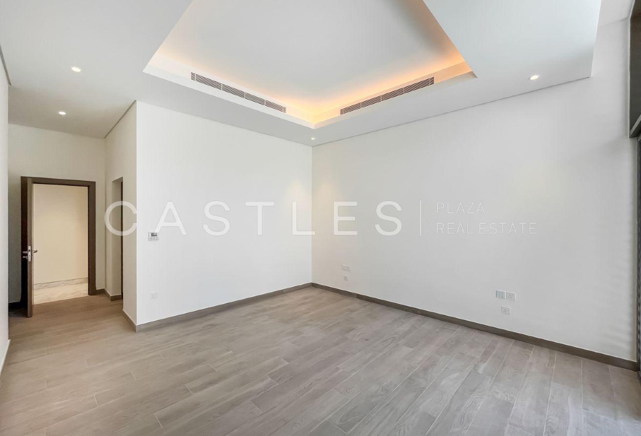 Brand New | Contemporary Style | Elegant 5BR Villa photo 12