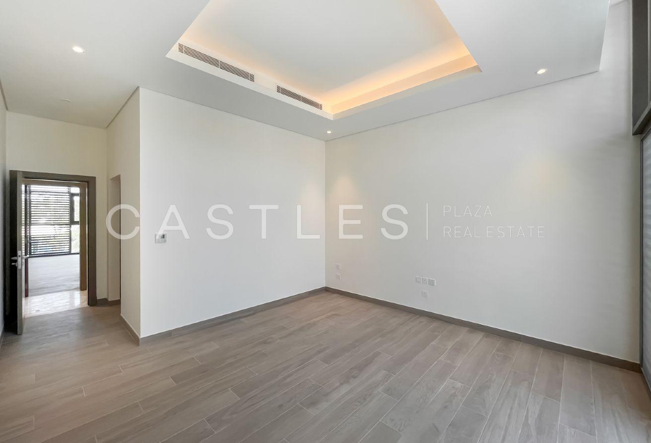 Brand New | Contemporary Style | Elegant 5BR Villa photo 26
