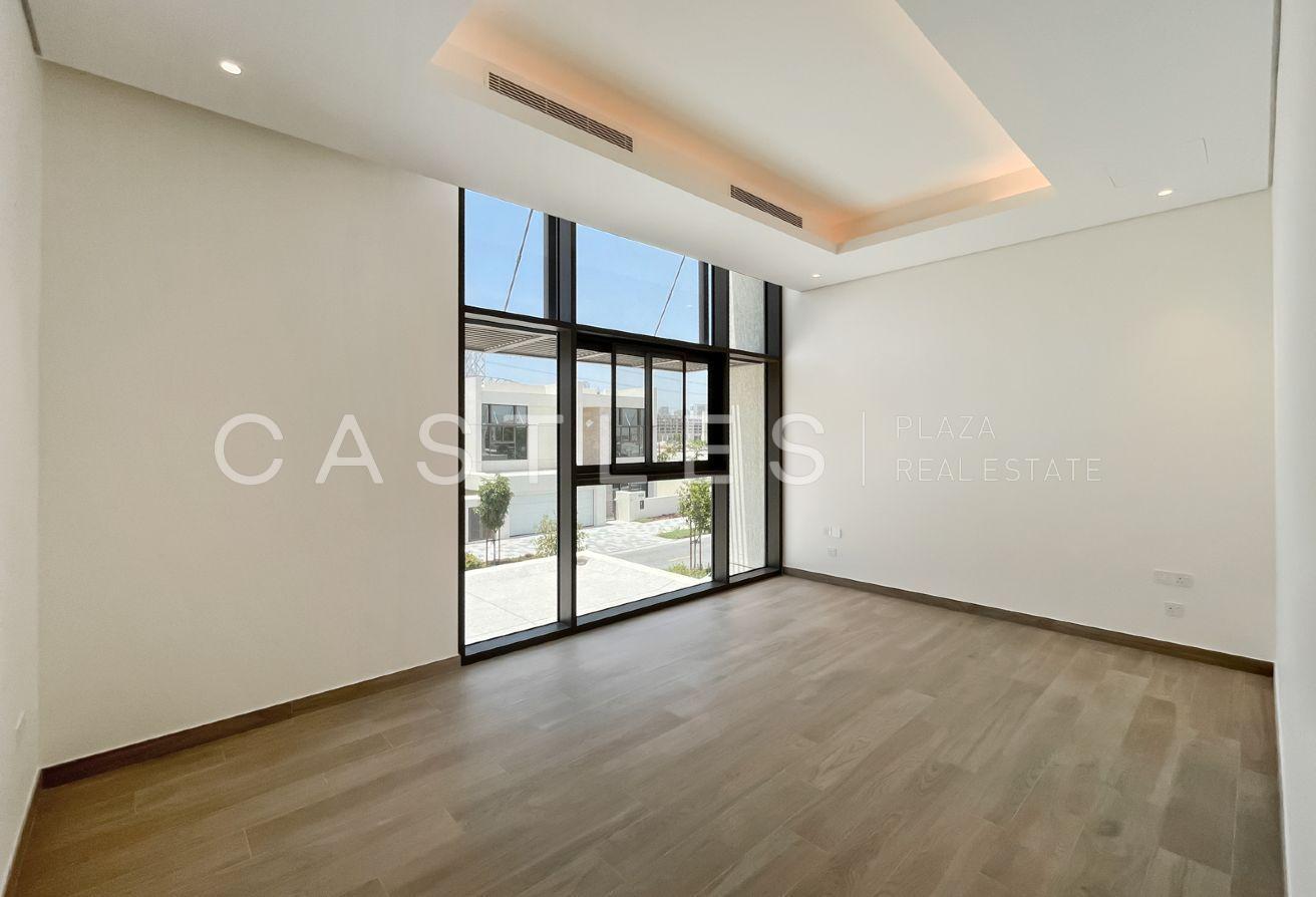 Brand New | Contemporary Style | Elegant 5BR Villa photo 22