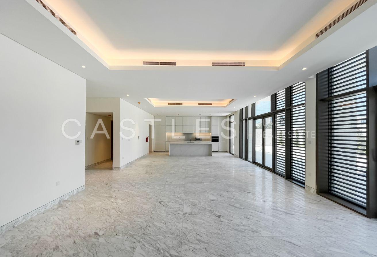 Brand New | Contemporary Style | Elegant 5BR Villa photo 16