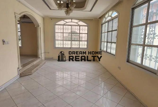 74235888 - Property Image 3