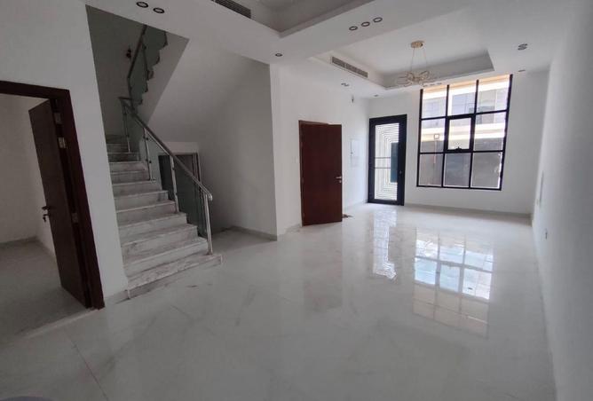 72320652 - Property Image 2