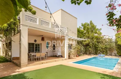 Villa - 5 Bedrooms - 5 Bathrooms for sale in Meadows 7 - Meadows - Dubai