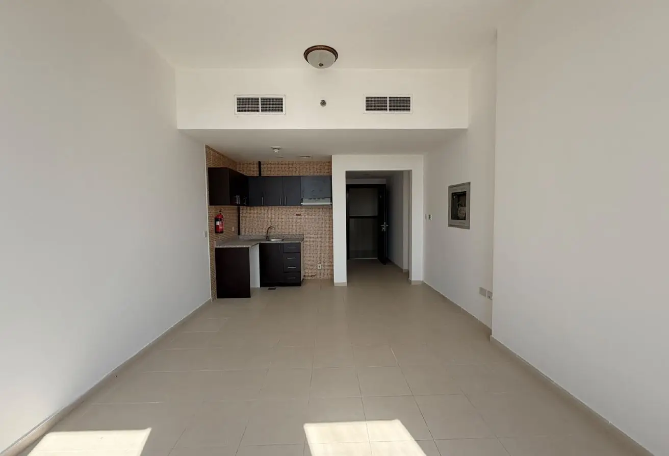 166076404 - Property Main Image