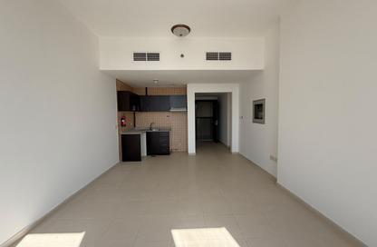 Apartment - Studio - 1 for rent in Silicon Gates 4 - Silicon Gates - Dubai Silicon Oasis - Dubai Apartment - Studio - 1 for rent in Silicon Gates 4 - Silicon Gates - Dubai Silicon Oasis - Dubai