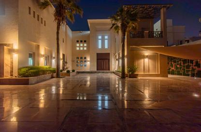 Villa - 5 Bedrooms - 7 Bathrooms for rent in Sector P - Emirates Hills - Dubai