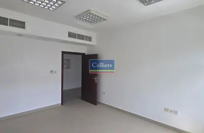 مكتب - استوديو - 1 حمام للايجار في المقاطعة المركزية - العين