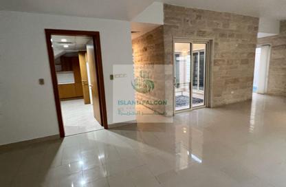 Villa - 5 Bedrooms - 6 Bathrooms for rent in Al Raha Gardens - Abu Dhabi