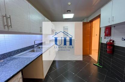 Apartment - 3 Bedrooms - 4 Bathrooms for rent in Khalidiya Street - Al Khalidiya - Abu Dhabi Apartment - 3 Bedrooms - 4 Bathrooms for rent in Khalidiya Street - Al Khalidiya - Abu Dhabi