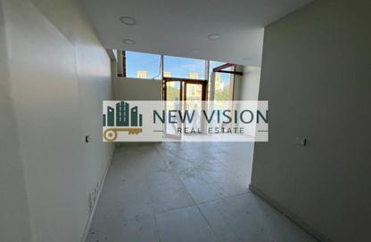 Shop - Studio - 1 Bathroom for rent in Dar Al Majaz - Jamal Abdul Nasser Street - Al Majaz - Sharjah