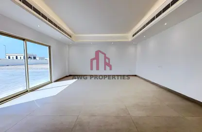Villa - 3 Bedrooms - 4 Bathrooms for rent in Nad Al Sheba 4 - Nad Al Sheba - Dubai