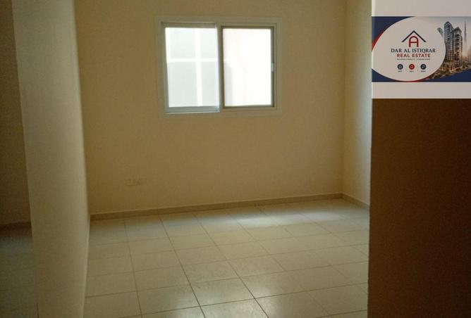 121544107 - Property Image 3