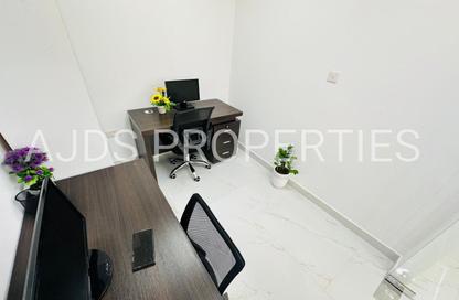 Office Space - Studio - 1 Bathroom for rent in Reem Residency - Al Karama - Dubai