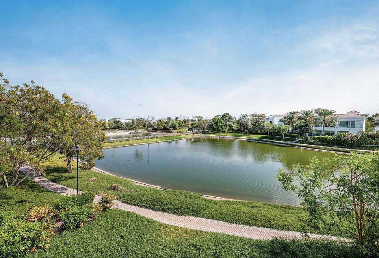 Lake View | Furnished | Upgraded photo 15
