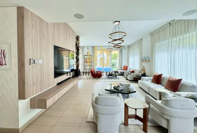 156938272 - Property Image 2