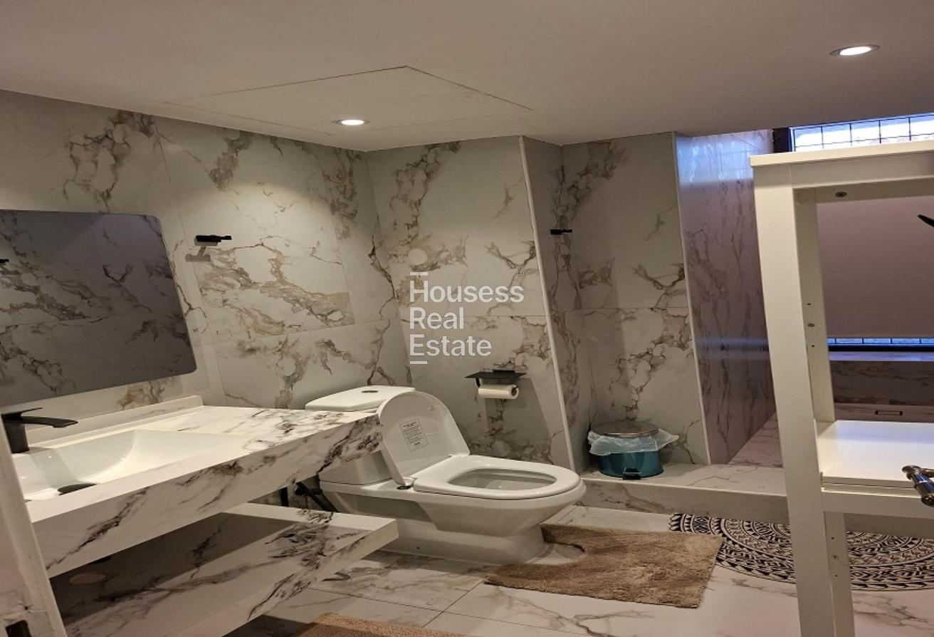 Bright Living|Private Jacuzzi and Garden|Vacant photo 16