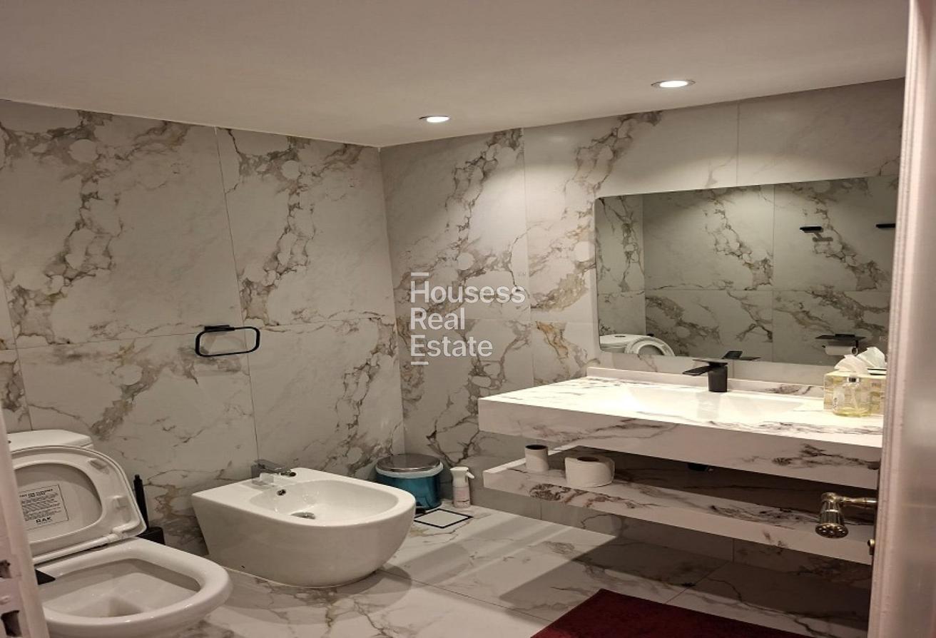 Bright Living|Private Jacuzzi and Garden|Vacant photo 15